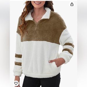 NWOT Sherpa sweatshirt white and tan super soft sweatshirt size Medium